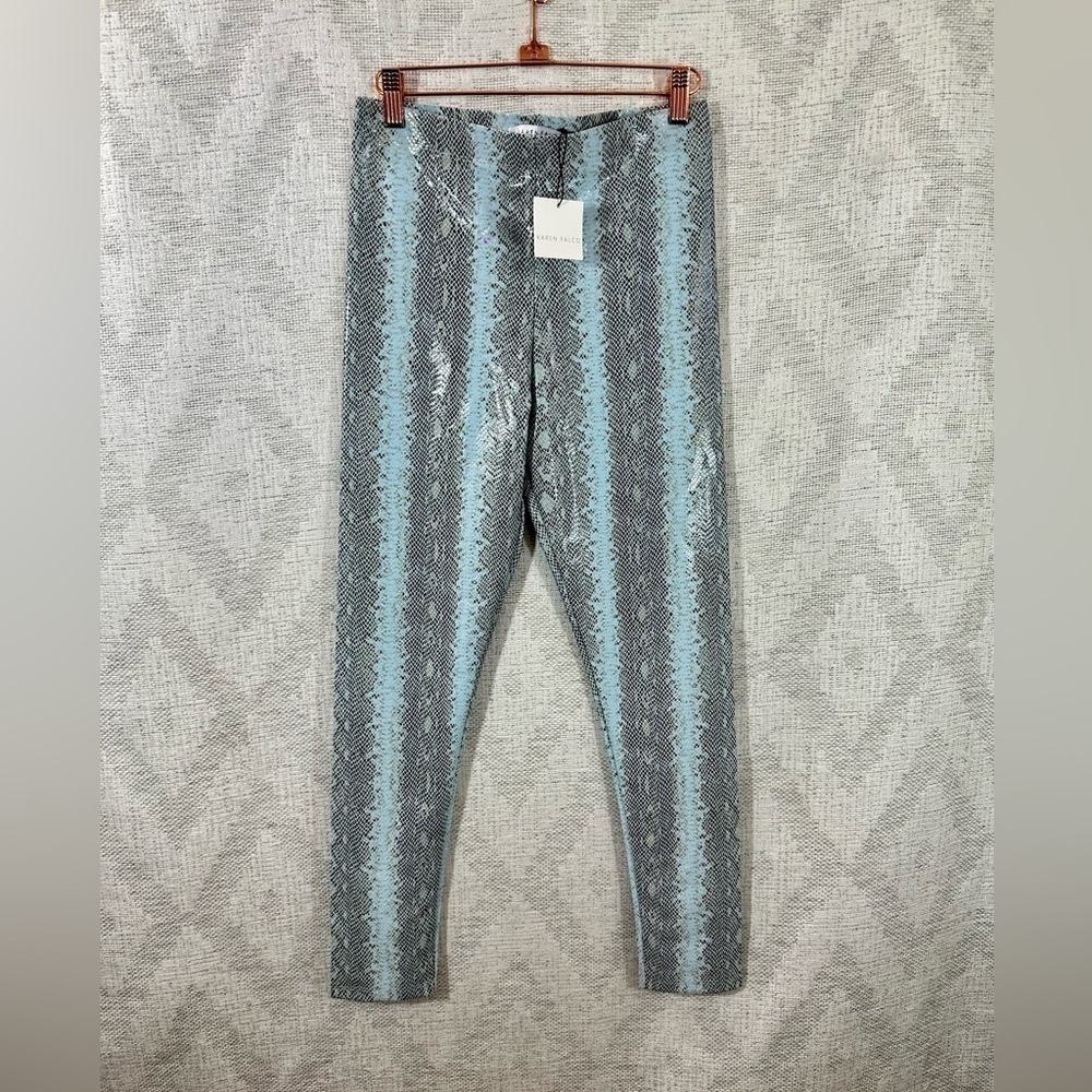 NWT Karen Falco baby blue snake print leggings size M
